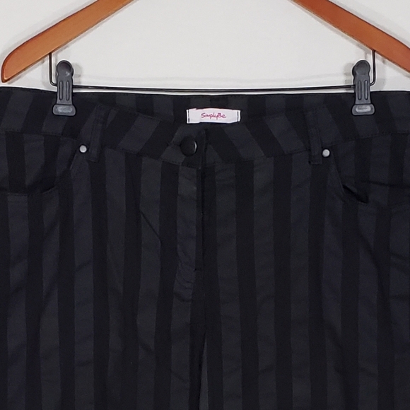 Simply Be Black Grey Striped Pants Women's Size 18 - Picture 2 of 7